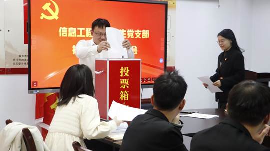 图示, 示意图
中度可信度描述已自动生成:ver1